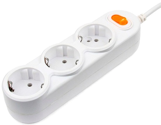 Сетевой удлинитель с выключателем 5м 3 розетки Power Cube PC-1-5М белый