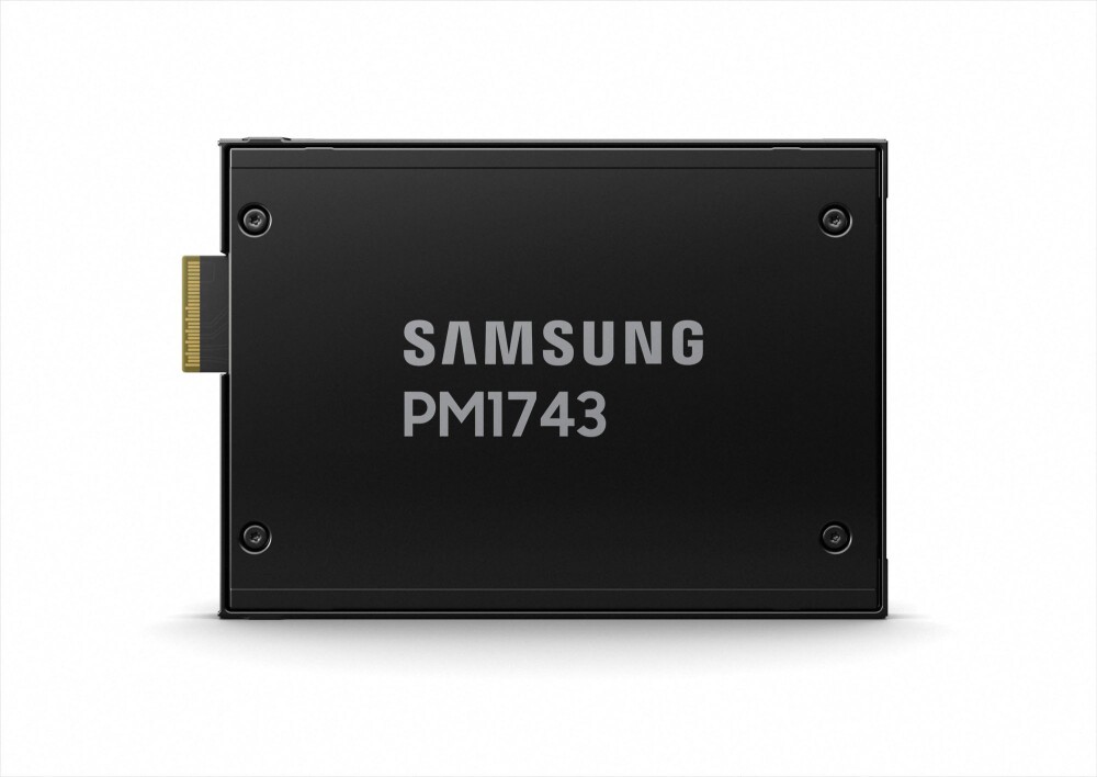7.68Tb SSD Samsung PM1743 MZWLO7T6HBLA-00A07, 2.5", (14000/6000), U.3